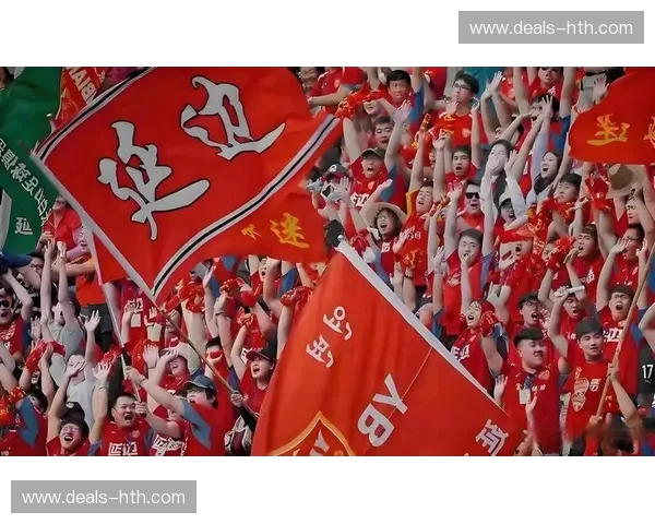 绿茵狂潮：恒大与沙尔克04的巅峰对决，一场不容错过的足球盛宴！